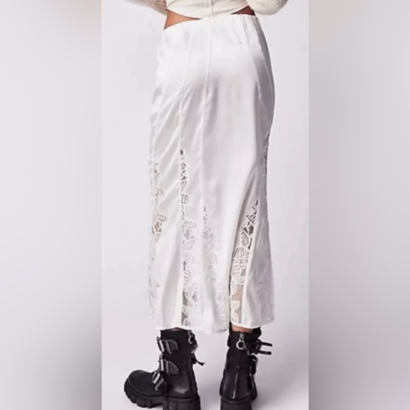 Free People Satin MIDI Skirt - Picture 2 of 11